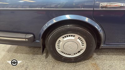 Lot 34 - 1990 BENTLEY