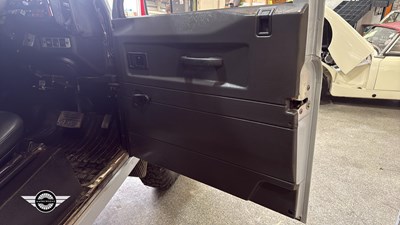 Lot 42 - 1987 LAND ROVER 90 4C REG DT DIESEL