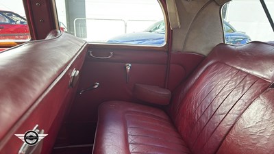 Lot 48 - 1958 ROVER 105