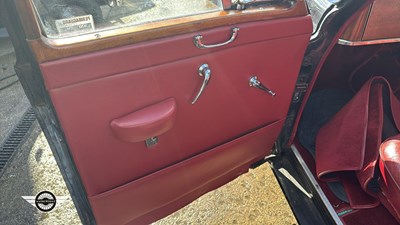 Lot 48 - 1958 ROVER 105