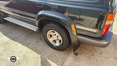 Lot 64 - 1996 TOYOTA LANDCRUISER VX AUTO
