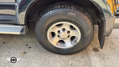 Lot 64 - 1996 TOYOTA LANDCRUISER VX AUTO