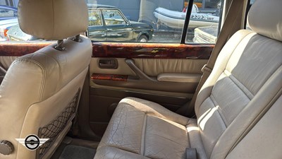 Lot 64 - 1996 TOYOTA LANDCRUISER VX AUTO