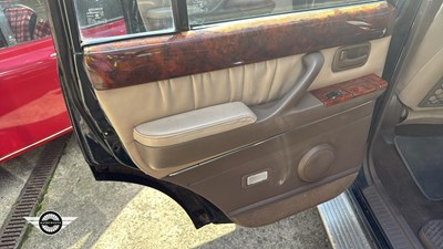 Lot 64 - 1996 TOYOTA LANDCRUISER VX AUTO