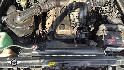 Lot 64 - 1996 TOYOTA LANDCRUISER VX AUTO