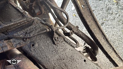 Lot 64 - 1996 TOYOTA LANDCRUISER VX AUTO