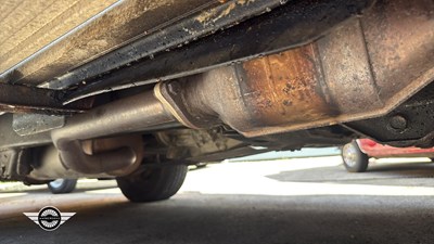 Lot 64 - 1996 TOYOTA LANDCRUISER VX AUTO