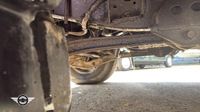 Lot 64 - 1996 TOYOTA LANDCRUISER VX AUTO