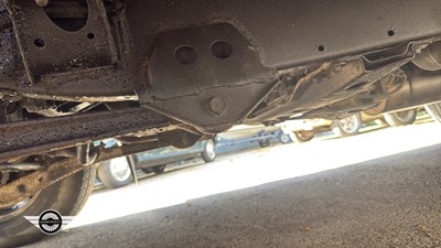 Lot 64 - 1996 TOYOTA LANDCRUISER VX AUTO