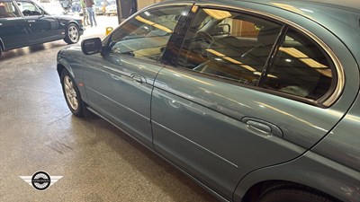 Lot 188 - 1999 JAGUAR S-TYPE V6 AUTO