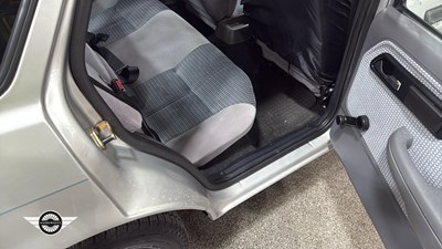 Lot 76 - 1993 FORD SIERRA AZURA