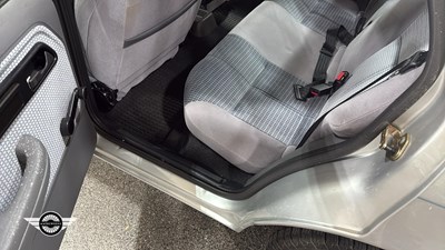 Lot 76 - 1993 FORD SIERRA AZURA