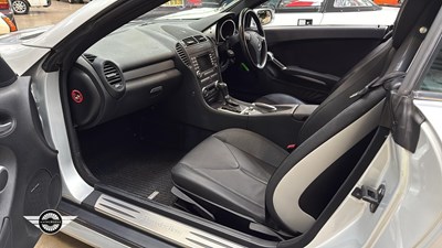 Lot 88 - 2007 MERCEDES SLK280 AUTO