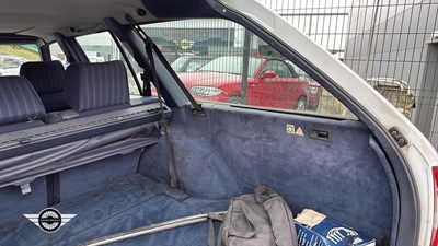 Lot 878 - 1991 MERCEDES 200TE