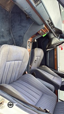 Lot 878 - 1991 MERCEDES 200TE