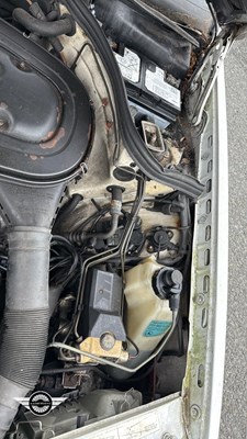 Lot 878 - 1991 MERCEDES 200TE