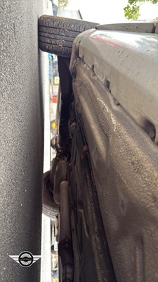 Lot 878 - 1991 MERCEDES 200TE