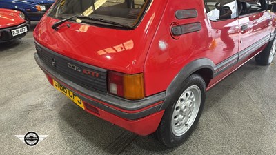 Lot 92 - 1989 PEUGEOT 205 GTI