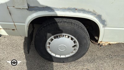 Lot 156 - 1985 VOLKSWAGEN CARAVELLE 78PS