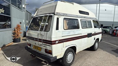 Lot 156 - 1985 VOLKSWAGEN CARAVELLE 78PS