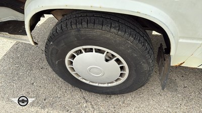 Lot 156 - 1985 VOLKSWAGEN CARAVELLE 78PS