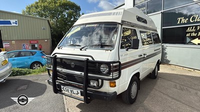 Lot 156 - 1985 VOLKSWAGEN CARAVELLE 78PS