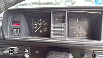 Lot 156 - 1985 VOLKSWAGEN CARAVELLE 78PS