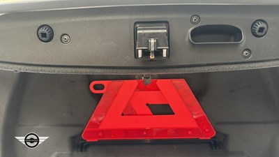 Lot 106 - 2006 MERCEDES CL500 AUTO