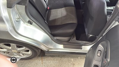 Lot 114 - 2004 SUBARU IMPREZA GX SPORT AWD