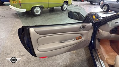Lot 118 - 1996 JAGUAR XK8 CONVERTIBLE AUTO