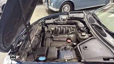 Lot 118 - 1996 JAGUAR XK8 CONVERTIBLE AUTO