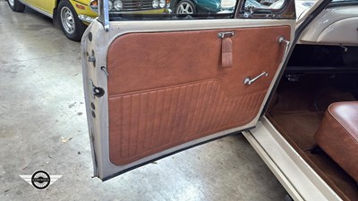 Lot 126 - 1971 MORRIS MINOR TRAVELLER