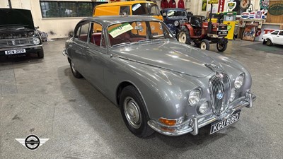 Lot 132 - 1966 JAGUAR S TYPE
