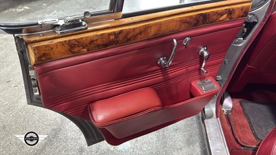 Lot 132 - 1966 JAGUAR S TYPE
