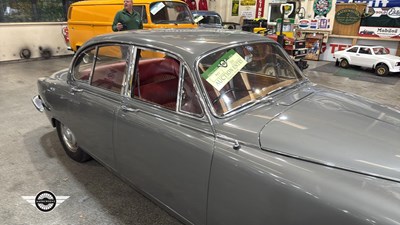 Lot 132 - 1966 JAGUAR S TYPE