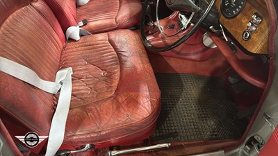 Lot 132 - 1966 JAGUAR S TYPE