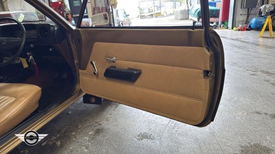 Lot 136 - 1972 VAUXHALL VIVA HC