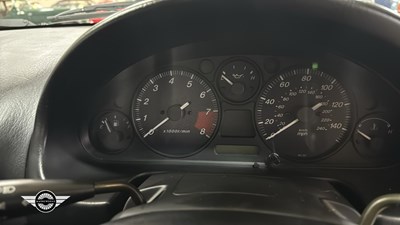 Lot 120 - 1998 MAZDA MX-5