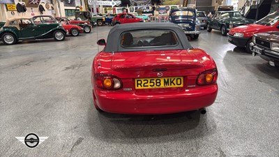 Lot 120 - 1998 MAZDA MX-5