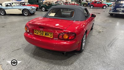 Lot 120 - 1998 MAZDA MX-5