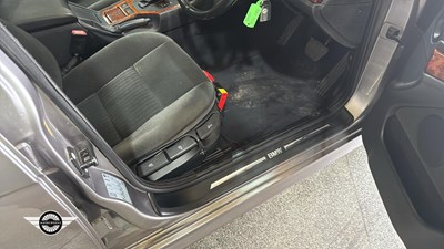 Lot 164 - 1997 BMW 528I SE AUTO