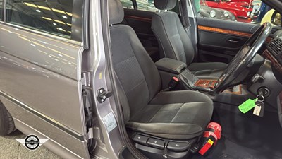 Lot 164 - 1997 BMW 528I SE AUTO