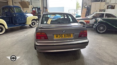Lot 164 - 1997 BMW 528I SE AUTO