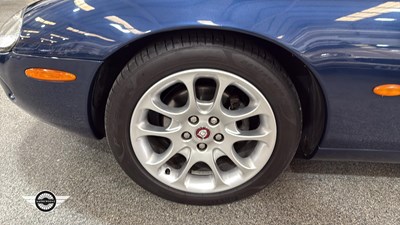 Lot 172 - 1998 JAGUAR XKR AUTO
