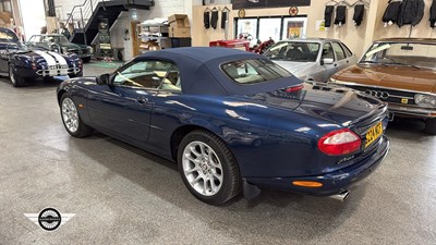 Lot 172 - 1998 JAGUAR XKR AUTO