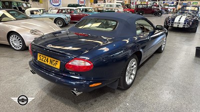 Lot 172 - 1998 JAGUAR XKR AUTO
