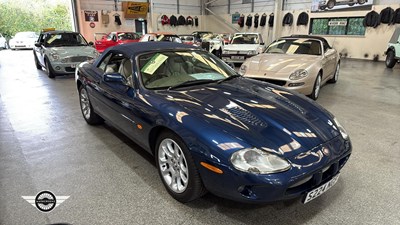 Lot 172 - 1998 JAGUAR XKR AUTO
