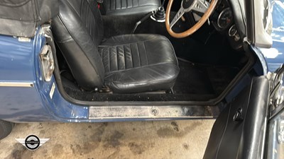 Lot 788 - 1970 MG B