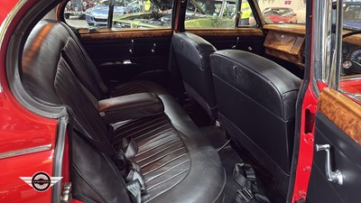 Lot 202 - 1963 JAGUAR 3.8