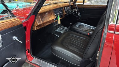 Lot 202 - 1963 JAGUAR 3.8